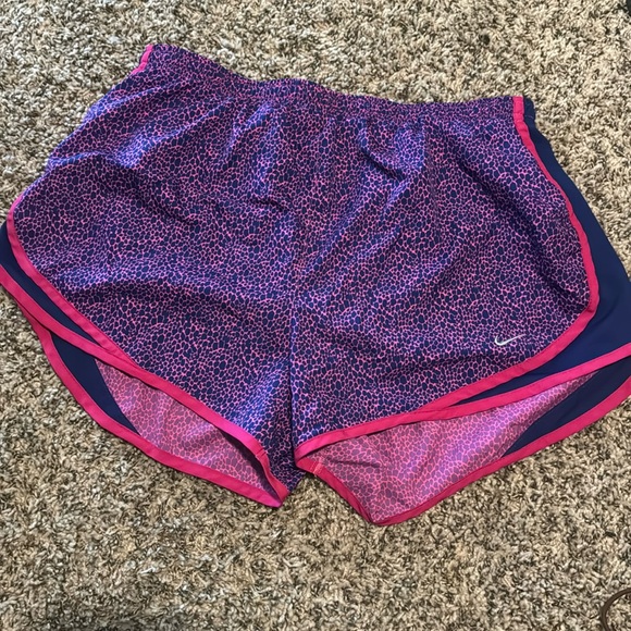 Nike Pants - Women’s XL Nike shorts